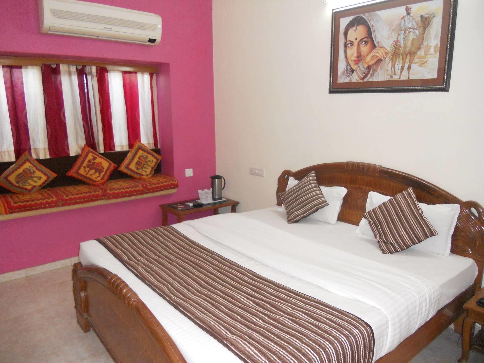 Hotel Imperial Jaisalmer Exterior photo